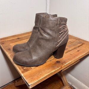 Madden Girl Delite Ankle Boots
